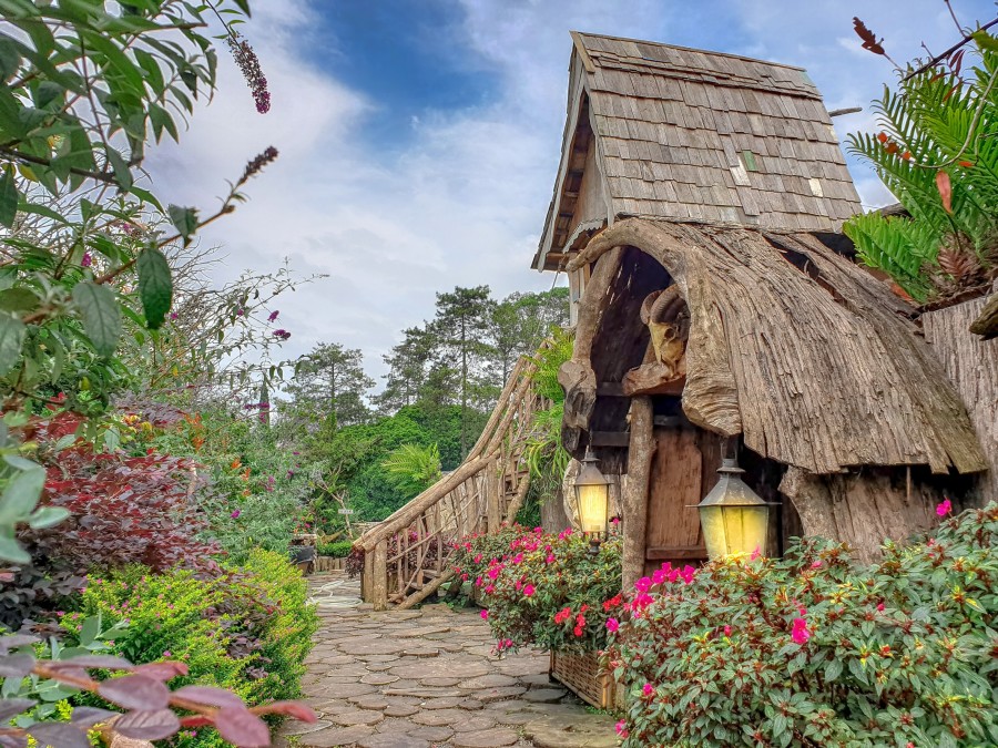 Quels sont les avantages et inconvénients des maisons de Hobbit ?